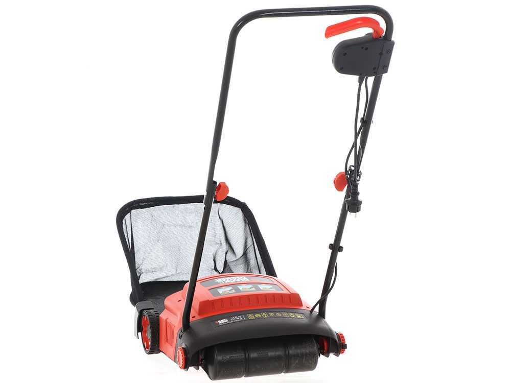 Black Decker GD300 QS Lawn Scarifier best deal on AgriEuro