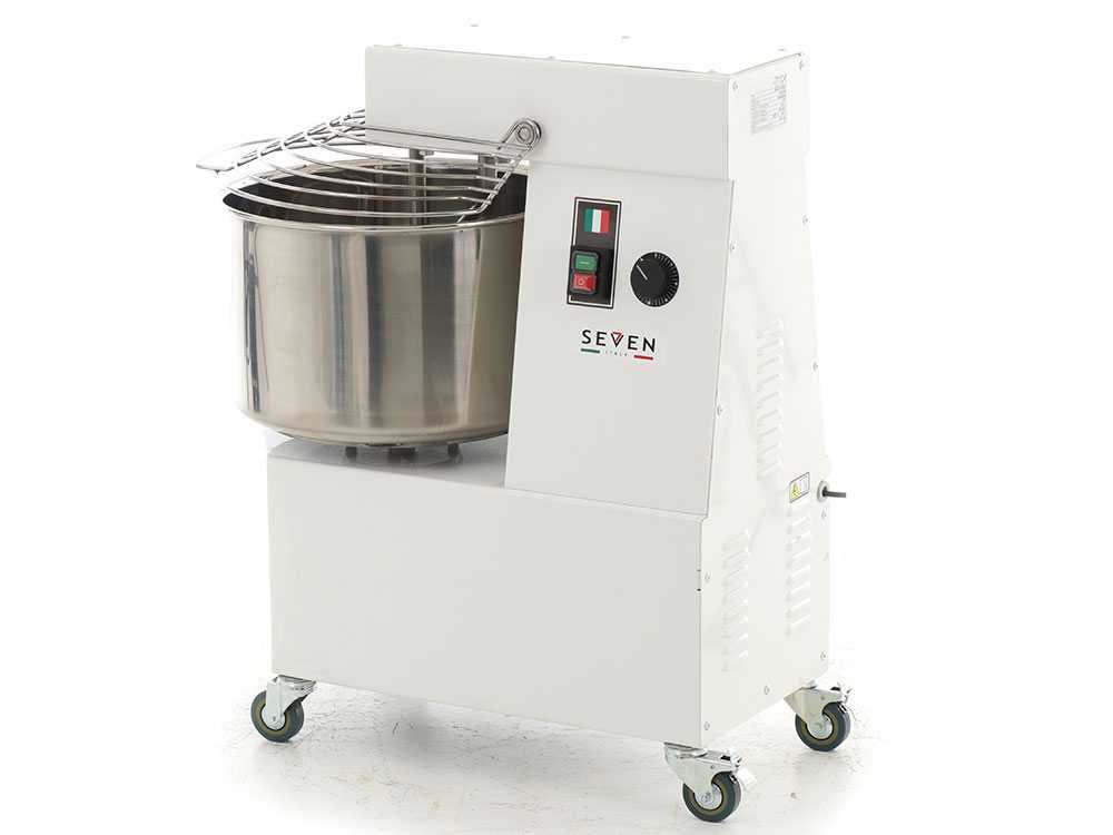 Food Pasta Making Machine, Capacity: 30-60KG / Hr, 120 KG