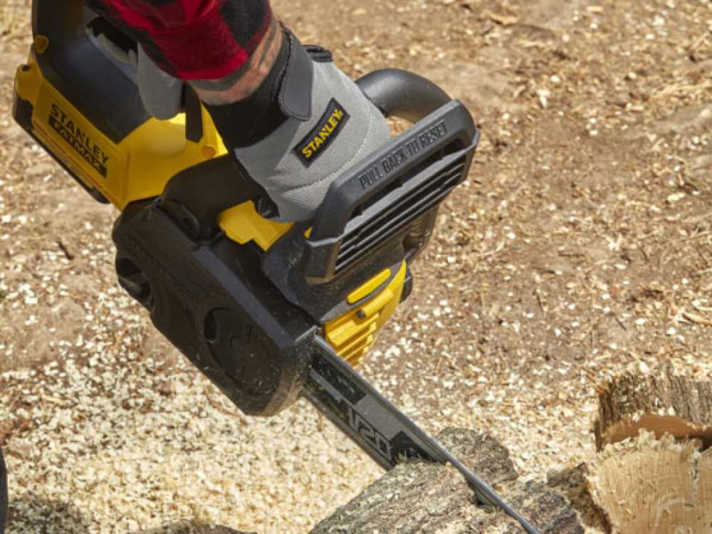 Stanley hotsell cordless chainsaw