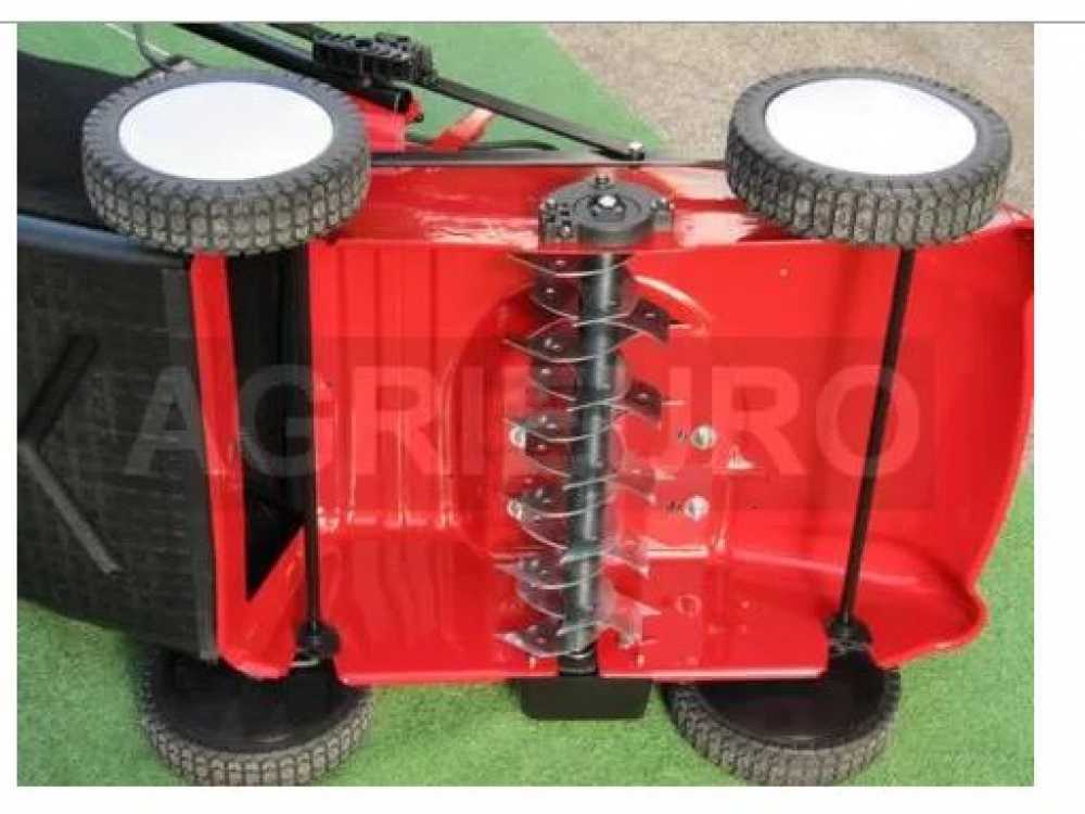 Lawn shop tractor scarifier