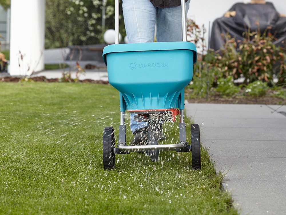 Gardena 436-20 - Fertiliser Spreader - Size XL , best deal on AgriEuro
