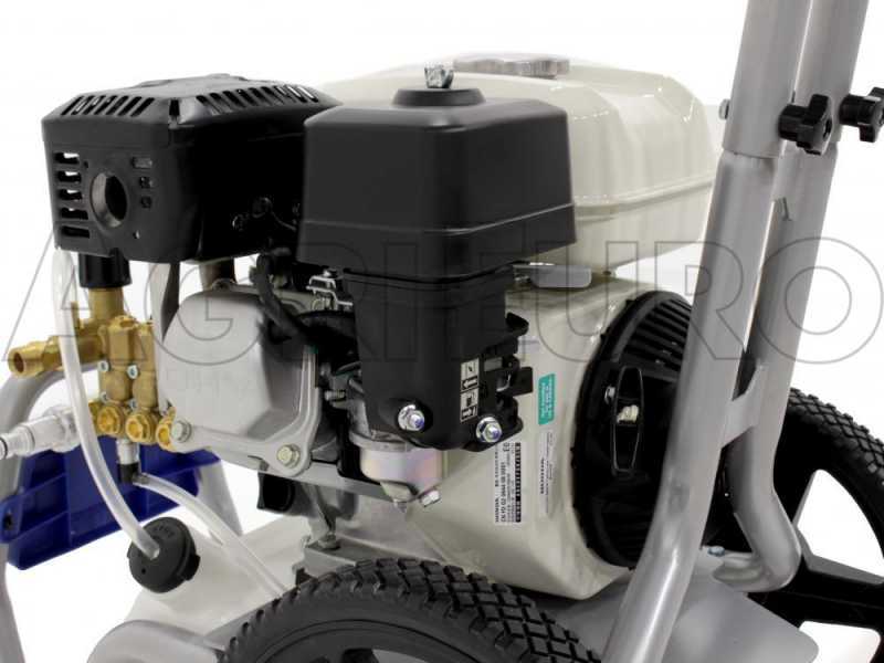 Annovi &amp; Reverberi AR 1450 Petrol Pressure Washer with Honda GP 200 Engine