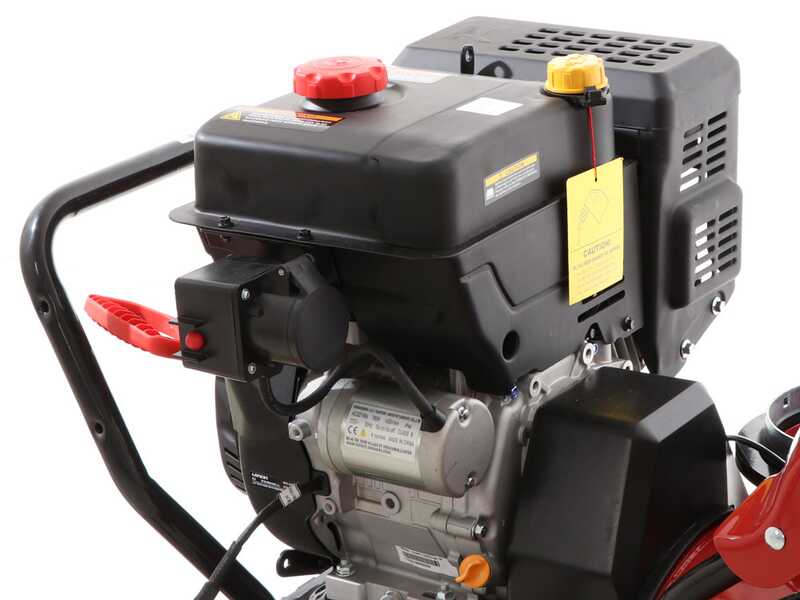 GeoTech-Pro STP1587 TEL - Petrol Snowplough - Tracked - Loncin LC190FDS
