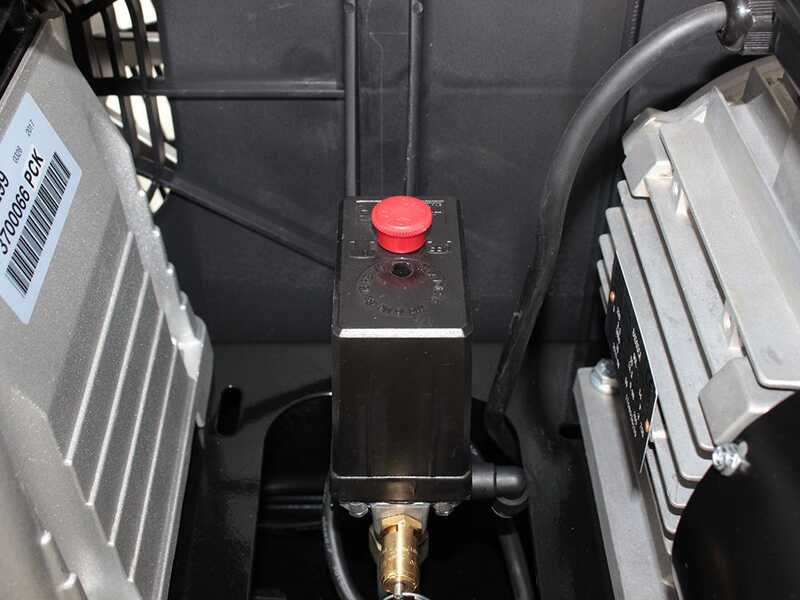 Stanley Fatmax B 400/10/200 - Belt-driven Single-phase Electric Air Compressor - 3 Hp Motor - 200 L