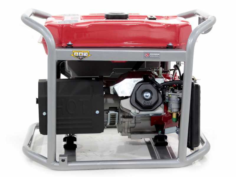 GeoTech Pro GGP 8000-3 - 6.5 kW Wheeled Power Generator with AVR - DC 6 kW Three-phase