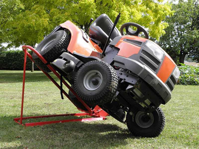 Hydraulic lifter for rider on mowers best deal on AgriEuro