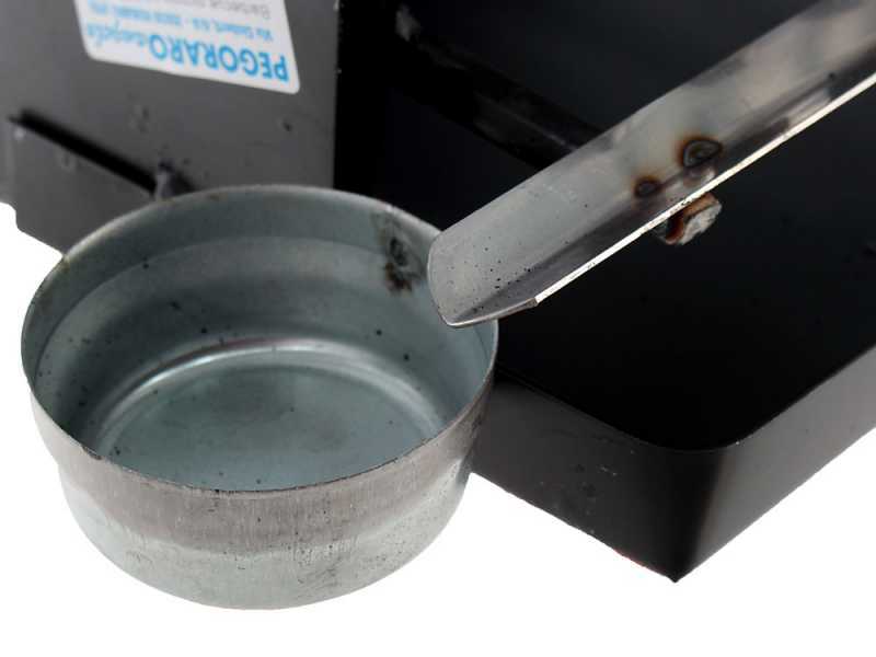 100 cm Wood-fired Barbecue with 98x48 Stainless Steel Grid and V Grooves for Grease Recovery - Foldable and Portable