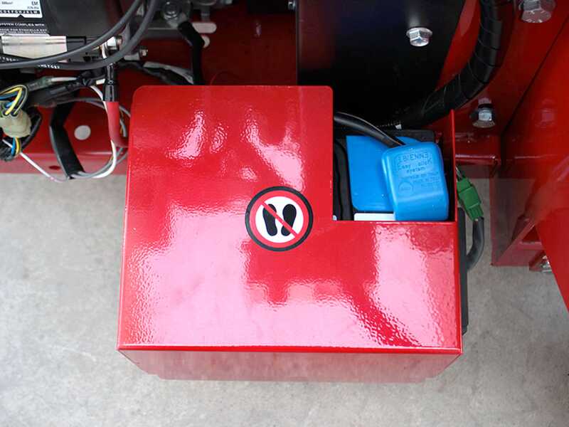Ceccato Triton Super Monster - Professional wheeled garden shredder - Honda GX390 engine
