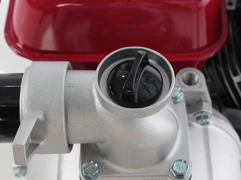 Honda WH20XT Petrol Water Pump with 50 mm fittings - 2'' - self-priming