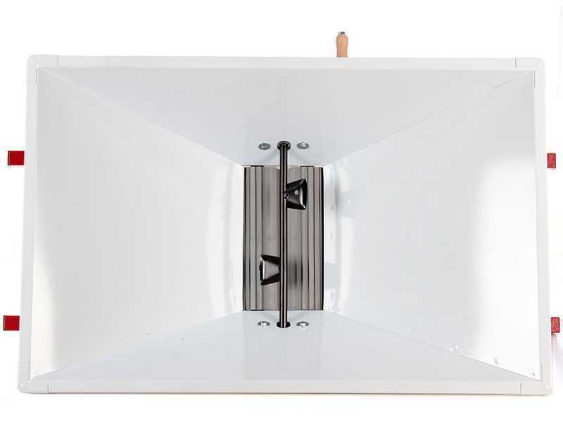 Grifo PG.18 - Enamelled-Steel Large-Sized Manual Grape Crusher