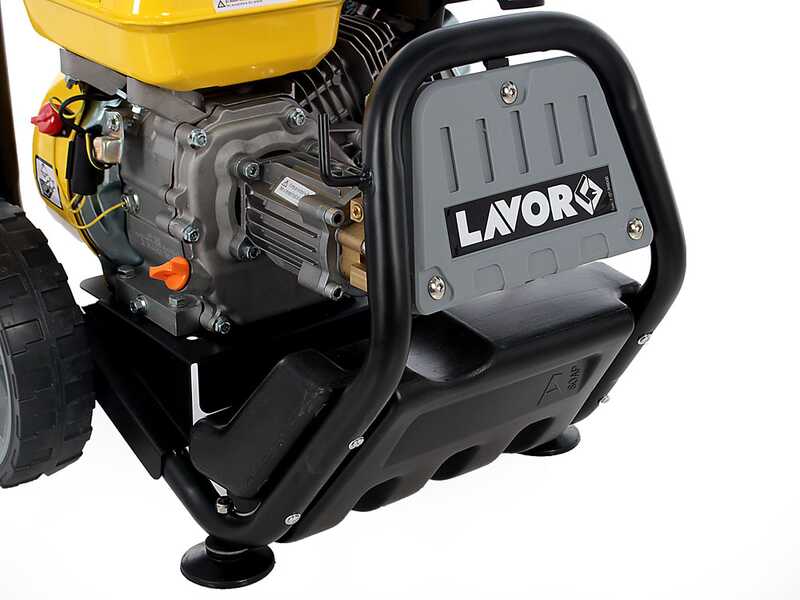 Lavor Lander 3000 Petrol Pressure Washer with 196 cc Petrol Engine - 210 bar