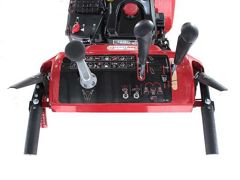 GeoTech-Pro STP1176 WEBS - Petrol Snowplough - B&amp;S 1450 Snow