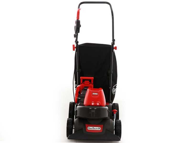 Electric shop lawn vacuum