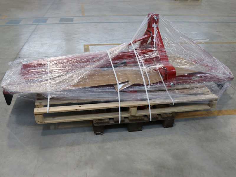 AgriEuro LLP160 Tractor-mounted Grader Blade - Heavy Series - Swivel Ring and Rotating Blade