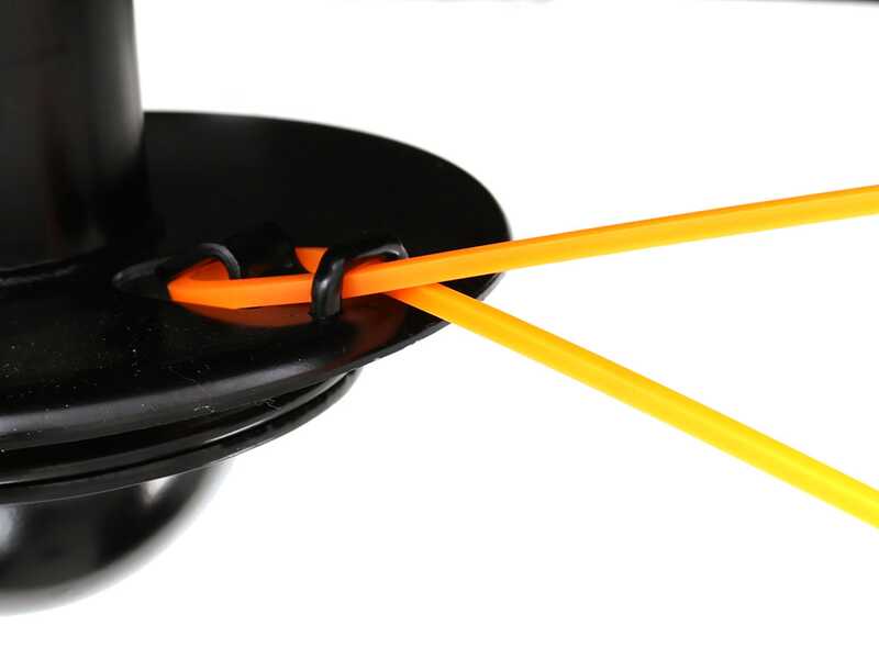 MTD WST 5522 - 4-stroke gasoline wheeled push brush cutter