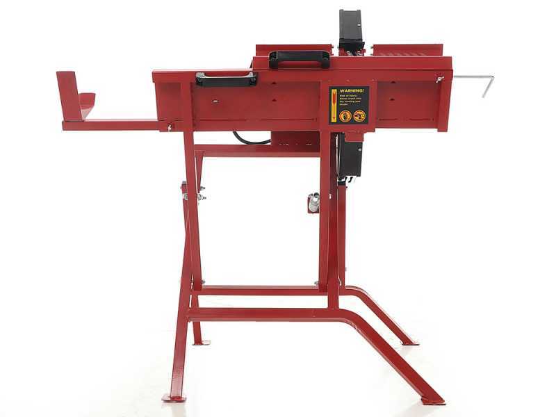 Electric log clearance saw