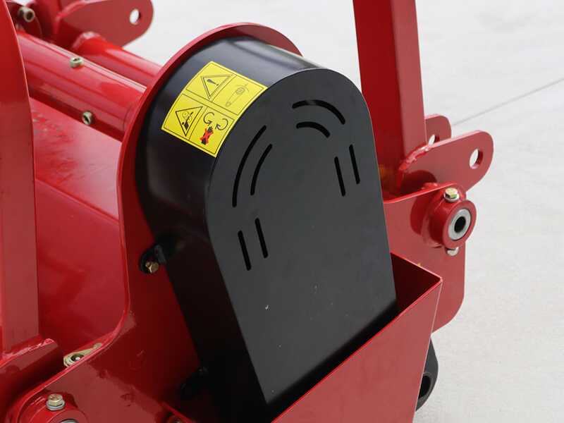 GeoTech-Pro RMF140 - Reversible Tractor-mounted Flail Mower - Medium-heavy Series - Hydraulic Shift