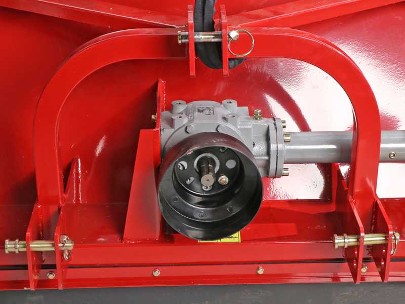 GeoTech Pro CFL160 - Tractor Flail Mower - Collecting Basket - Medium Series