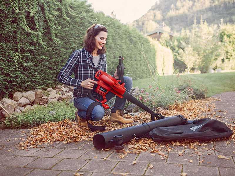 Leaf vacuum shop shredder