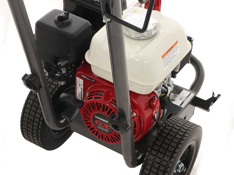 Professional petrol pressure washer BWDK 11/200 PRO - 200 bar 660 l/m - Comet BWD-K pump - Honda GX 200 engine