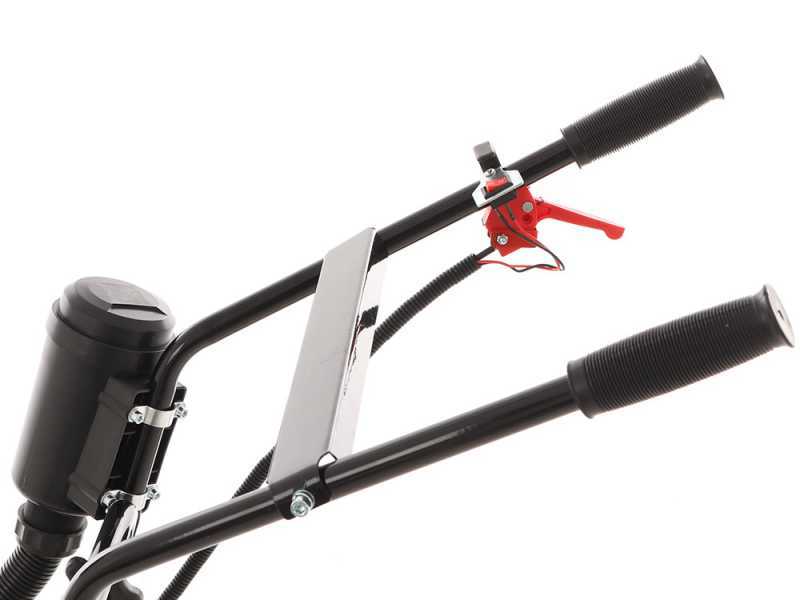 GeoTech GCE 5200 - petrol wheeled edge trimmer
