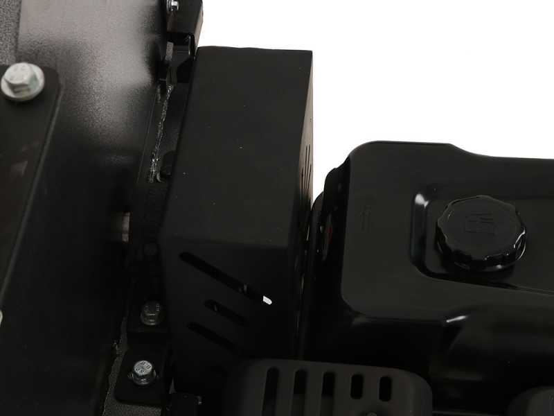 BlackStone BSFC 1600 BSE - Towable petrol garden shredder - B&amp;S gasoline engine