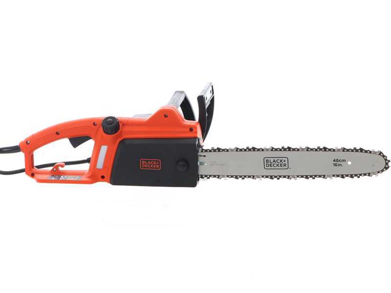 Black & store decker electric saw