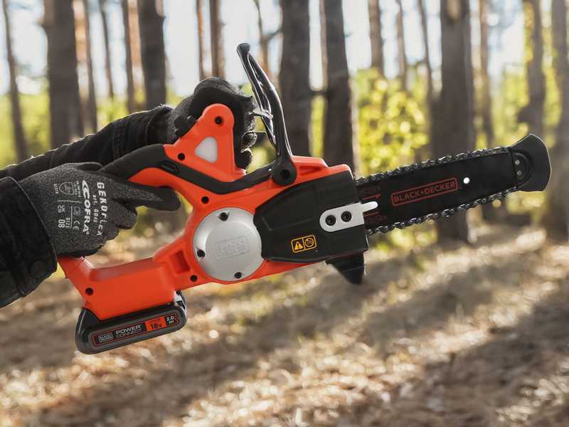 Black &amp; Decker GKC1820L20-QW - Electric Chainsaw - 18V 2Ah Lithium Battery - 35 cm Blade