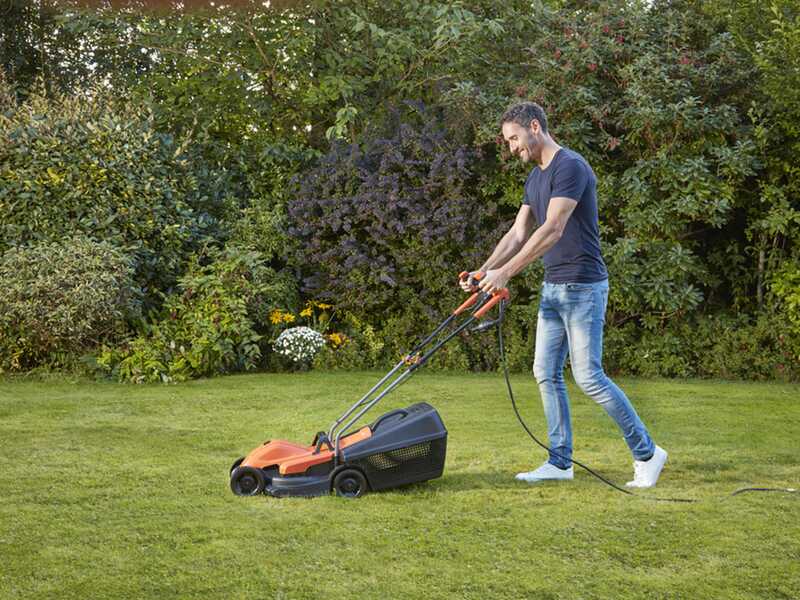 Black Decker BEMW451BH QS Electric Lawn Mower 32 cm Cutting Width 1200W Power