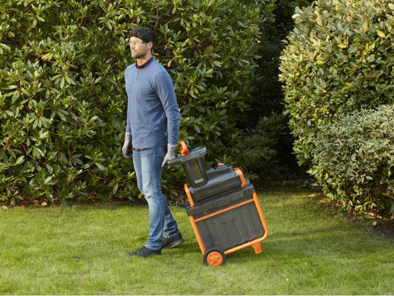 Black and store decker garden shredder