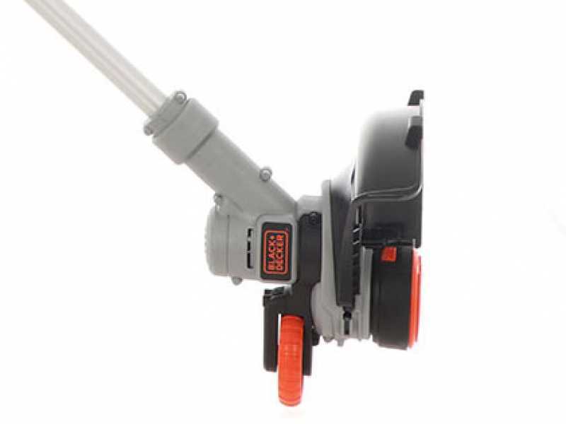 Black &amp; Decker STC1820CM-QW Edge Strimmer 3 in 1 - 18 V/ 2 Ah Lithium-ion Battery-powered Brush Cutter