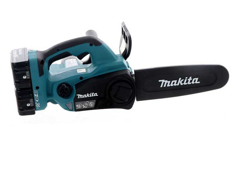 Battery powered store chainsaw makita