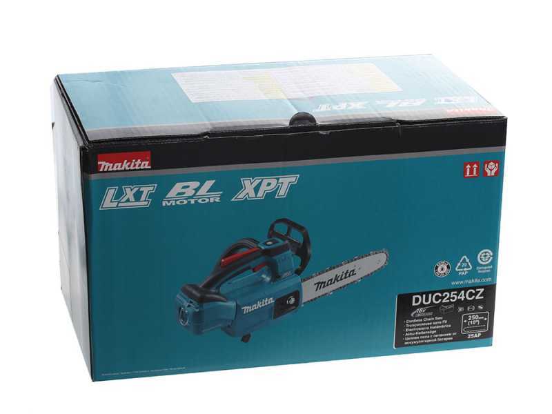 Makita DUC254CZ - 18V 3Ah Battery-powered Electric Chainsaw - 25 cm Carving Blade