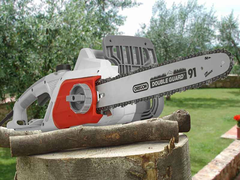 Ikra IECS 2240 TF - 2200 W Electric Chainsaw - 40 cm Blade