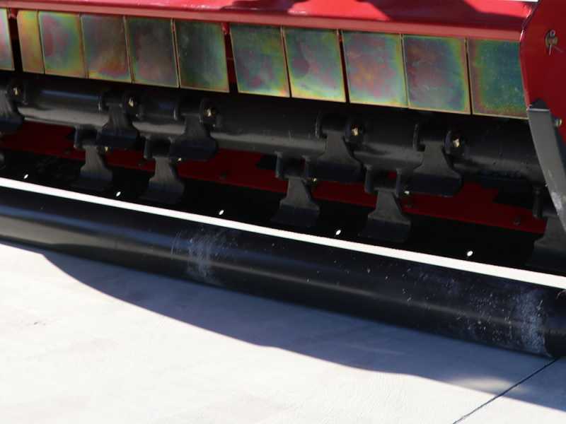GeoTech-Pro AMF-E 145 - Tractor-mounted side verge flail mower with Arm - Light series