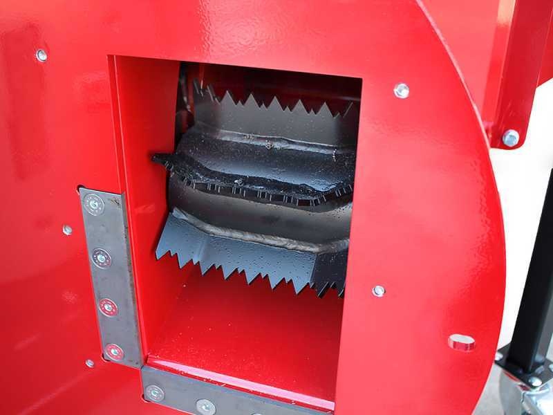 Ceccato Triton Mega Monster - Professional wheeled garden shredder - Honda GX690 engine