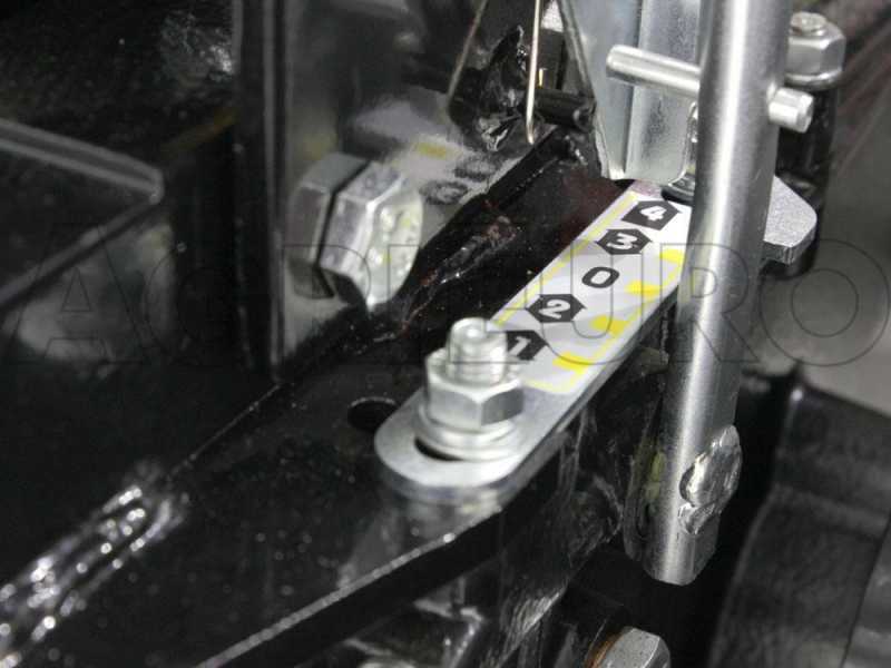 Ginko R710 EKO - Diesel Two-wheel Tractor - Loncin D404F - Electric Start