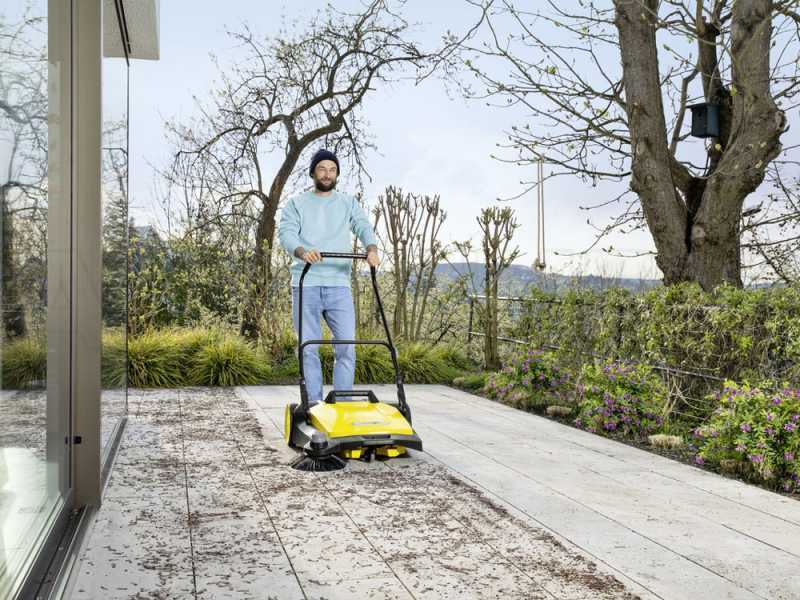 K&auml;rcher S 6 Manual Hand-push Power Sweeper with collection basket - Height Adjusting Knob - 38 L Collector