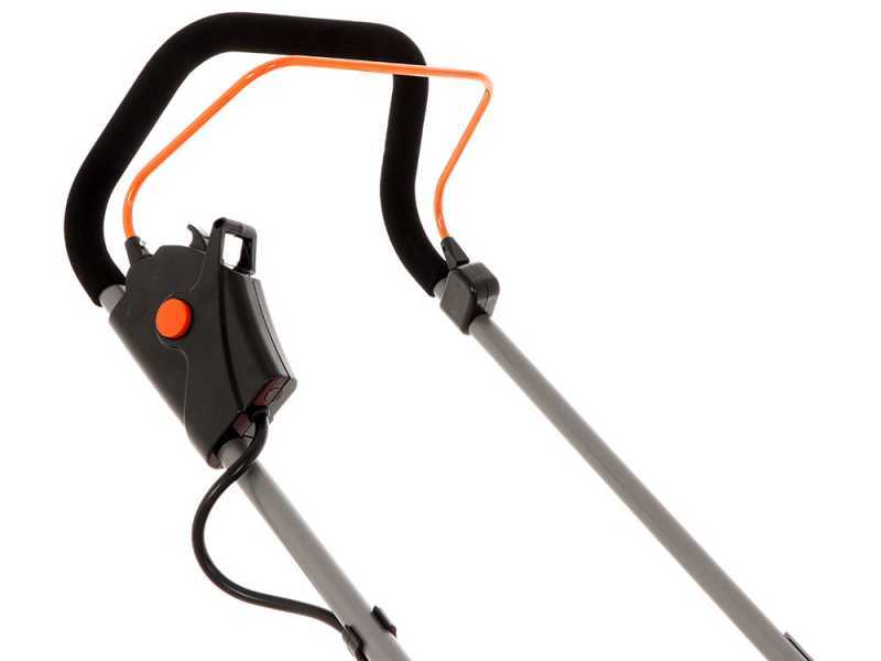 BLACK &amp; DECKER BCMW3318N-XJ Battery-powered Electric Lawn Mower - BATTERIES AND BATTERY CHARGER NOT INCLUDED - 2 18V Lithium-ion Batteries Required