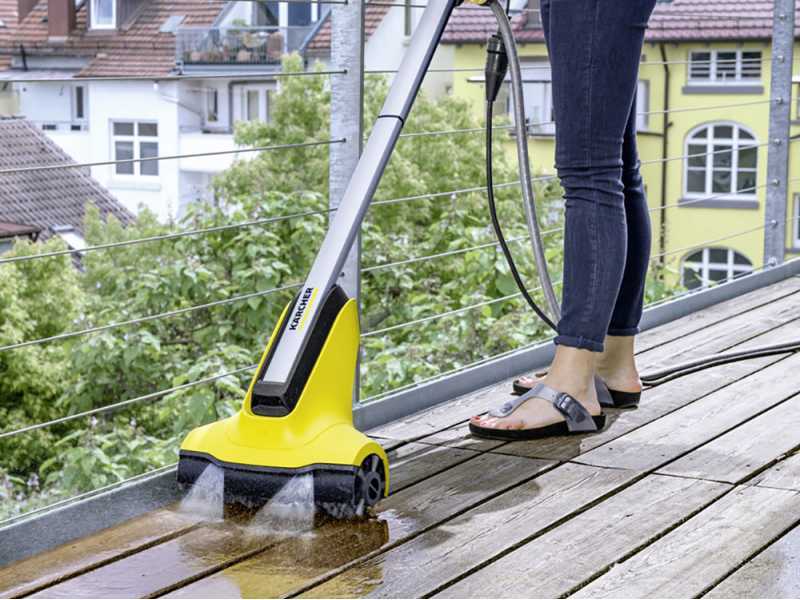 Karcher PCL 4 Floor Scrubber -Floor Scrubber with rotating brushes - 600W