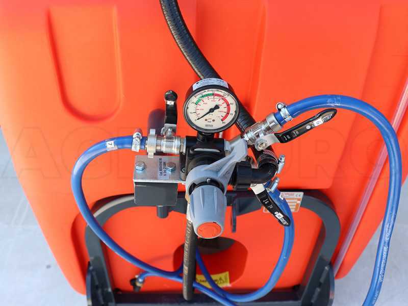 Dal Degan ILEO 300 L - Compact tractor-mounted sprayer unit - APS 51 pump