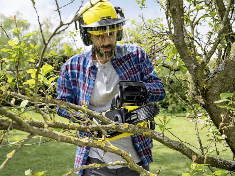 Karcher CNS 18-30 - 18V 2.5Ah Battery-powered Electric Chainsaw - 30 cm Blade