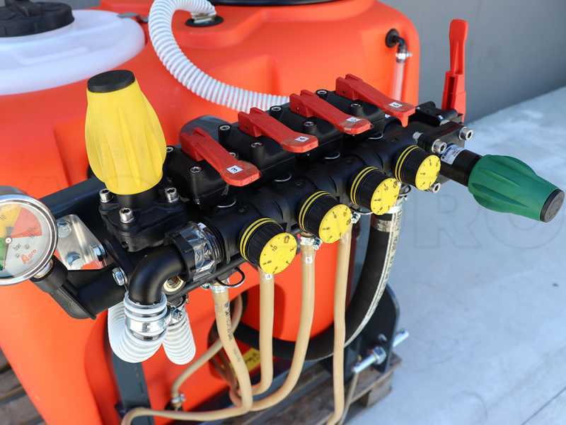 Dal Degan MANDA 300L - Tractor-mounted weed control unit - 300L tank - 10m boom - YP70 pump