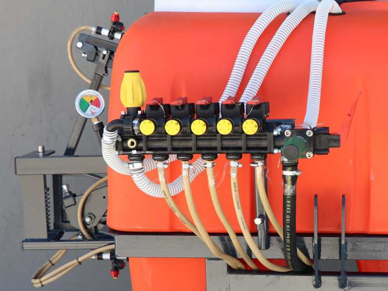 Dal Degan MANDA EXTRA 400 L - Tractor-mounted weed control unit - 10m weed control boom - YP70 pump