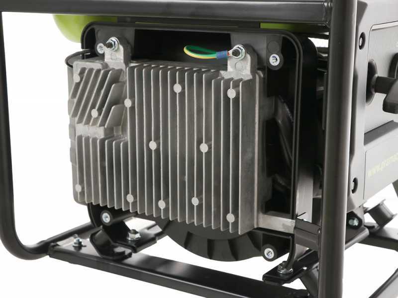 Pramac P3500I/O - 3.3 kW Inverter Petrol Power Generator with AVR - DC 3 kW Single-phase