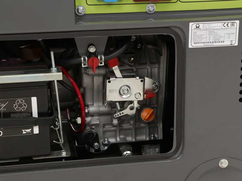 Pramac PMD5050s - Noiseless diesel wheeled power generator with AVR 3.6 kW - DC 3.6 kW Three-phase