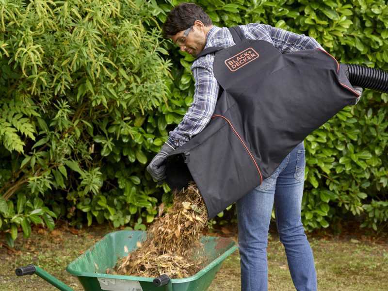Black Decker BEBLV301 QS Leaf Blower Garden Vacuum Shredder
