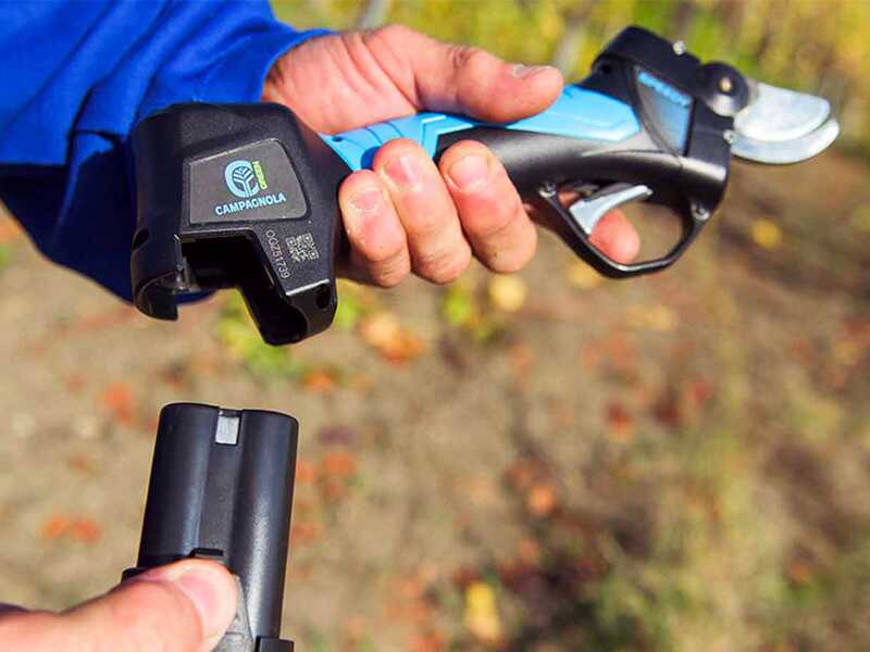 SPEEDY Campagnola Electric Pruning Shears - 2 x 2Ah batteries - 25mm Cutting diameter