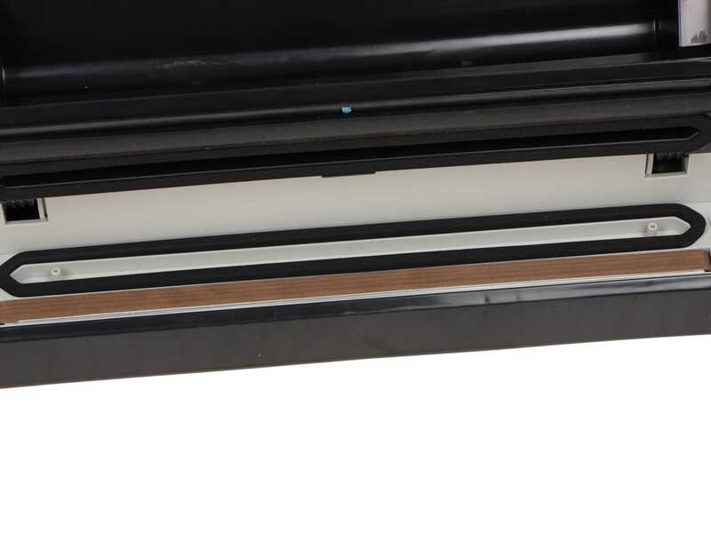 RoyalFood VVM 3300 - Vacuum Sealer - Double 33cm Sealing Bar