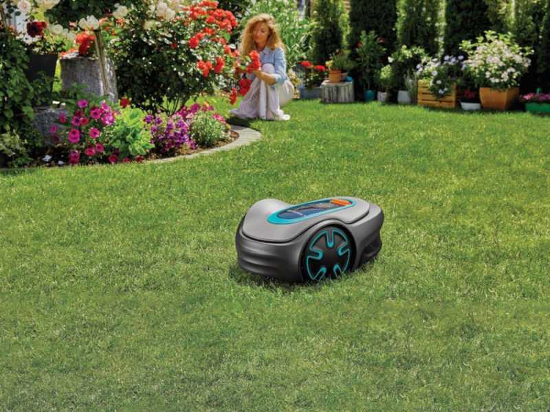 Gardena SILENO minimo 250 Robot Lawn Mower - With Perimeter Wire